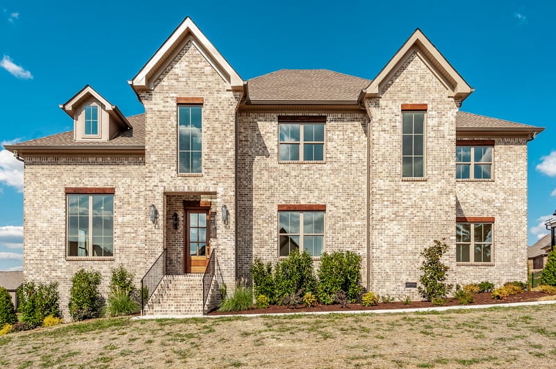 131 Scarsdale Dr, Hendersonville, TN 37075