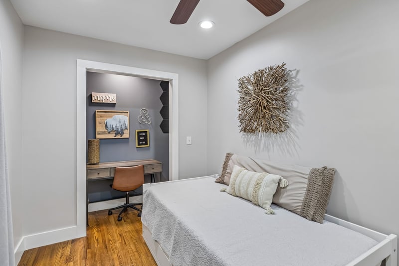 300 Finley Dr, Nashville, TN 37217