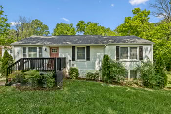 300 Finley Dr, Nashville, TN 37217