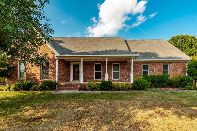 724 Deshea Creek Rd, Gallatin, TN 37066