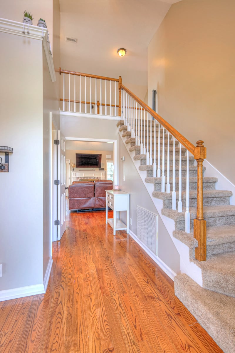 2319 Amber Glen Dr, Murfreesboro, TN 37128