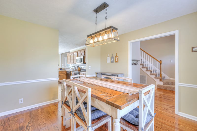 2319 Amber Glen Dr, Murfreesboro, TN 37128