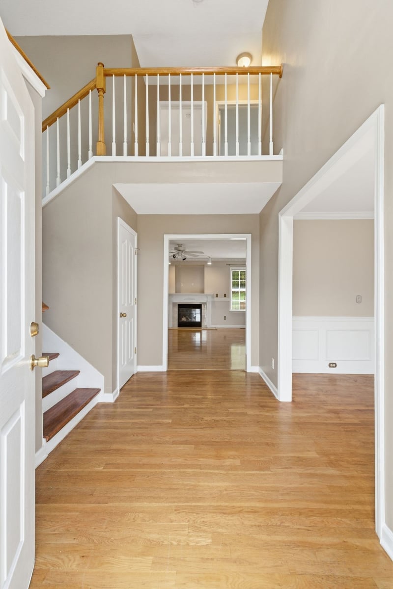 233 Briarcotes Cir, La Vergne, TN 37086