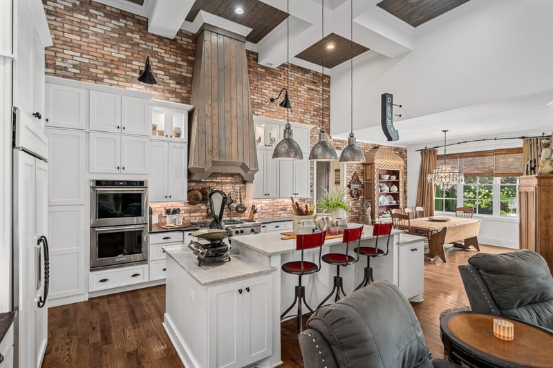 5566 Hill Rd, Brentwood, TN 37027