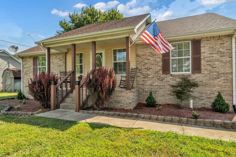 110 Paigewood Dr, Portland, TN 37148