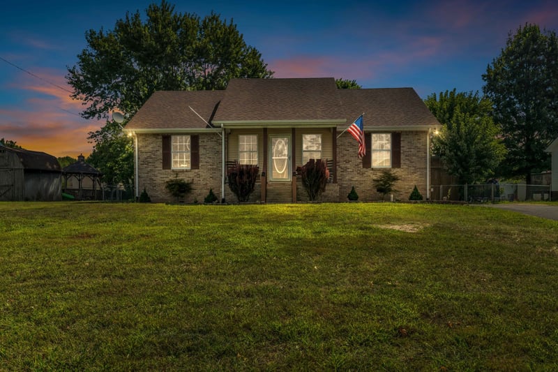 110 Paigewood Dr, Portland, TN 37148