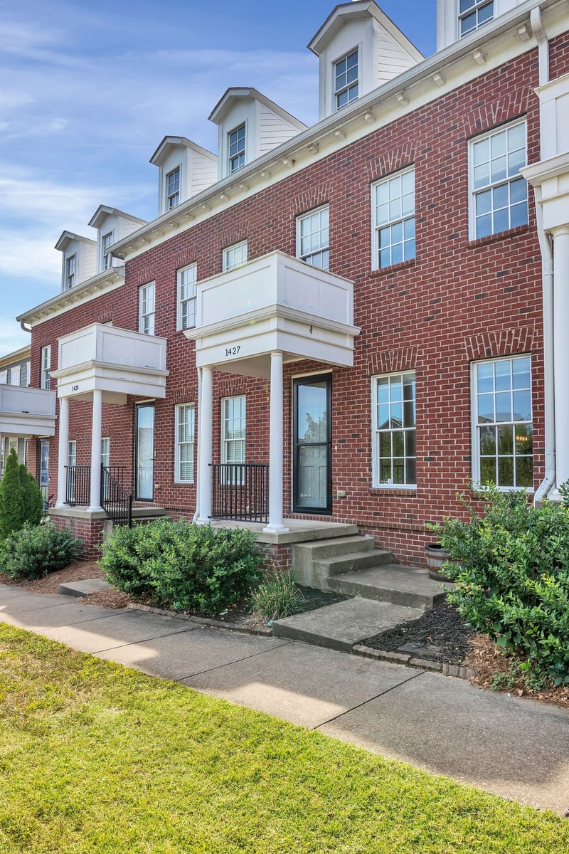 1427 Winding Creek Dr, Nolensville, TN 37135