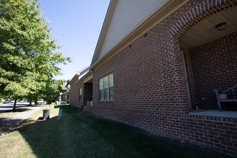 1103 S Mcmahan Dr, Gallatin, TN 37066