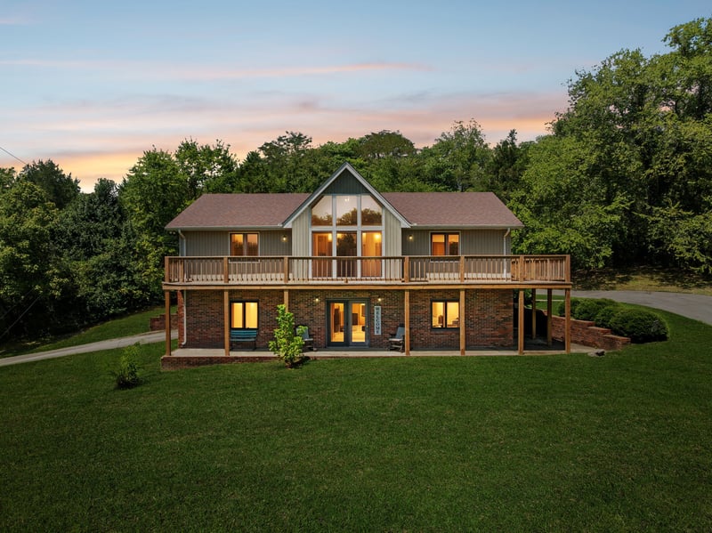 26 Friendship Hollow Rd, Pleasant Shade, TN 37145