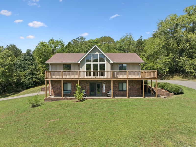 26 Friendship Hollow Rd, Pleasant Shade, TN 37145