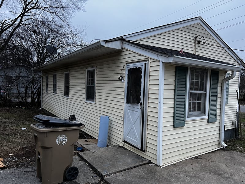 220 Myatt Dr, Madison, TN 37115