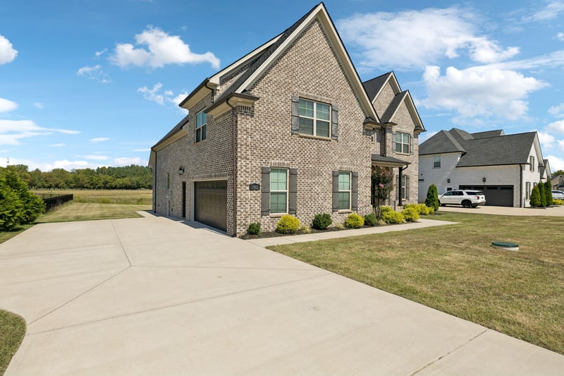 1901 Rhonda Dr, Christiana, TN 37037