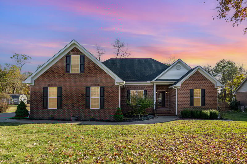 507 Redstone Dr, Gallatin, TN 37066