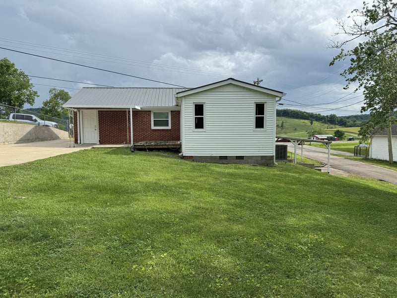166 Old Lebanon Rd, Carthage, TN 37030