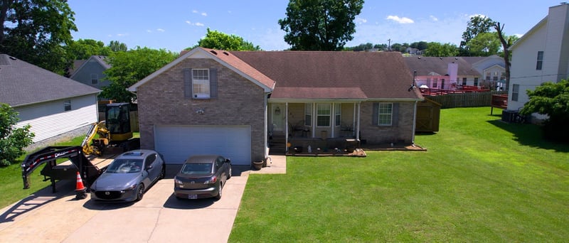 813 Chaney Woods Dr, La Vergne, TN 37086