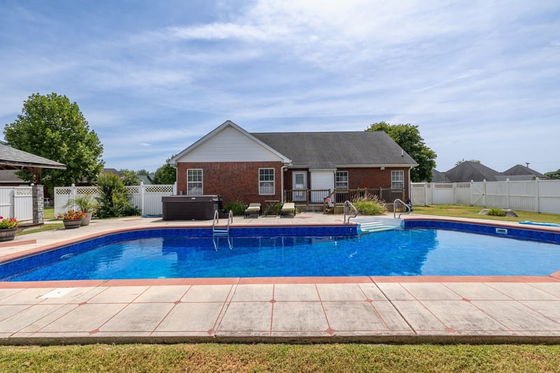 111 Cannock Ct, Murfreesboro, TN 37129