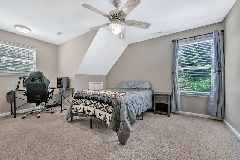 1134 Bald Eagle Dr, Kingston Springs, TN 37082