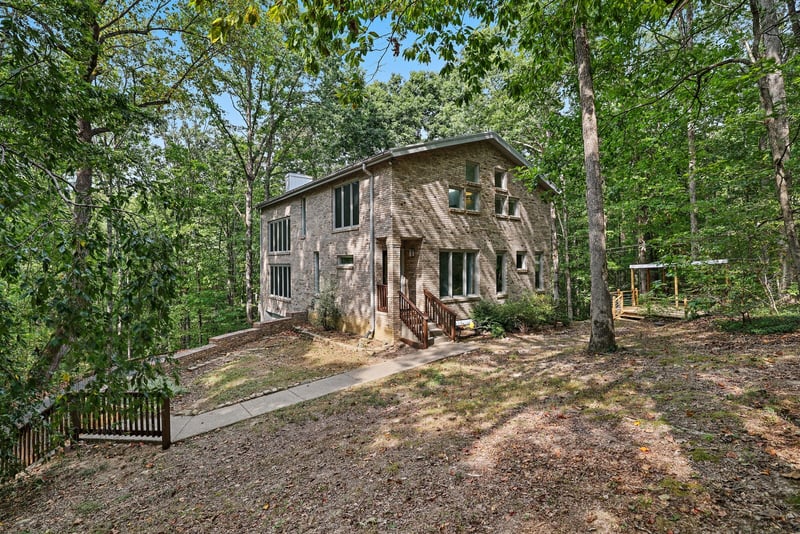 1010 Wren Ct, Kingston Springs, TN 37082