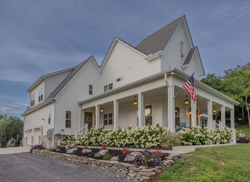 725 Oregon Rd, Lascassas, TN 37085