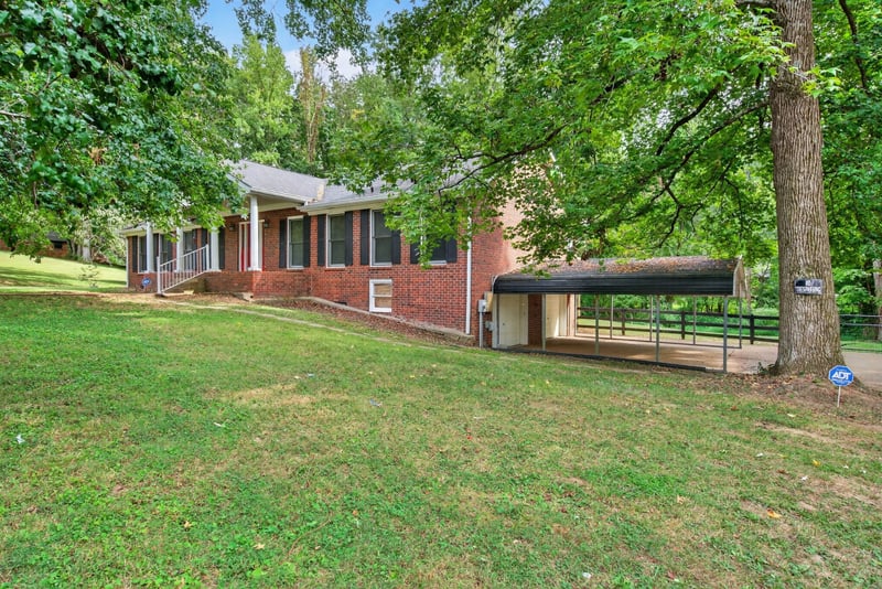 290 Wilson Rd, Lebanon, TN 37087