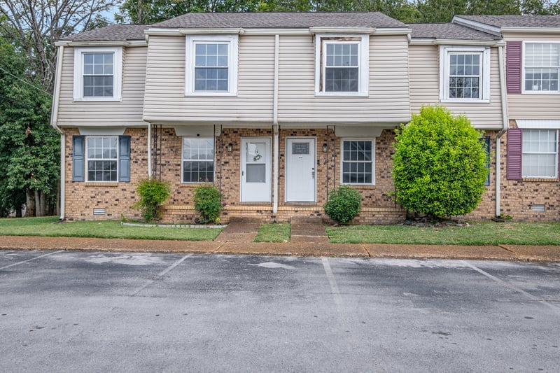 3880 Priest Lake Dr #25, Nashville, TN 37217