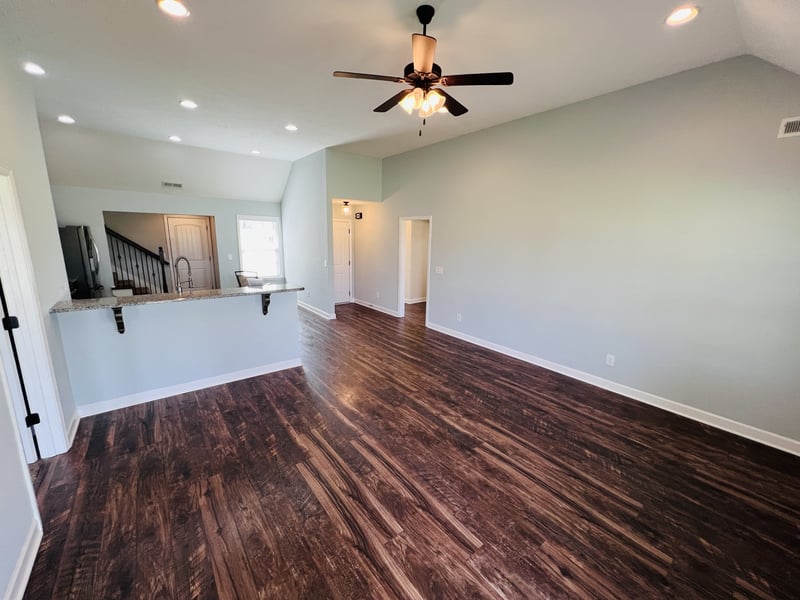 2939 Ronstadt Dr, Christiana, TN 37037