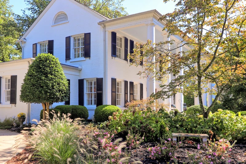 1002 Hillcrest Ave, Columbia, TN 38401