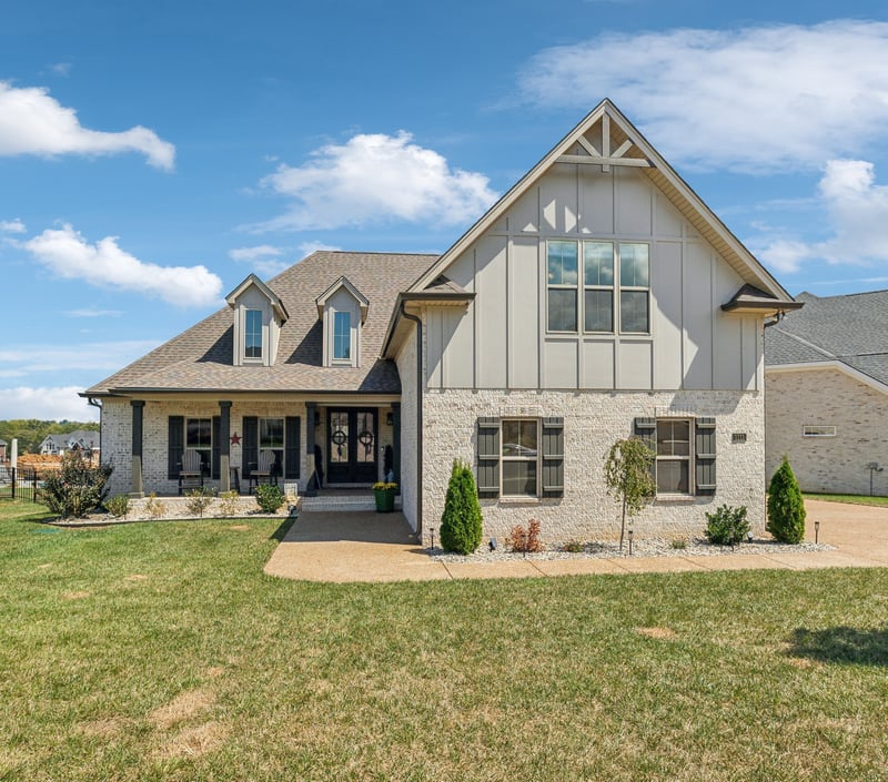 1111 Willow Springs Dr, Lebanon, TN 37087