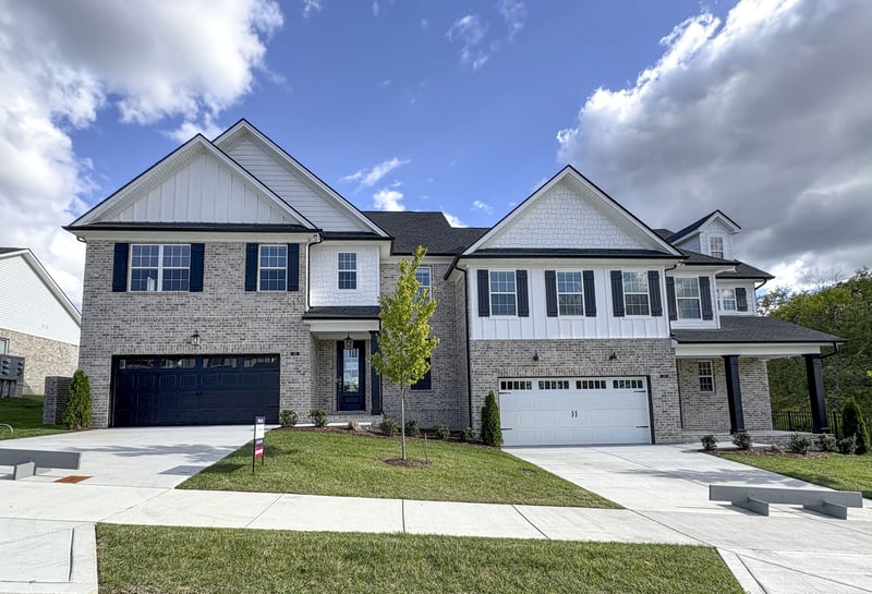 132 Lightberry Ln, Hendersonville, TN 37075