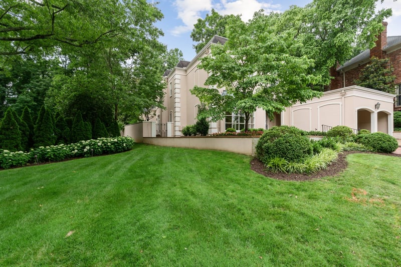 92 Valley Frg, Nashville, TN 37205