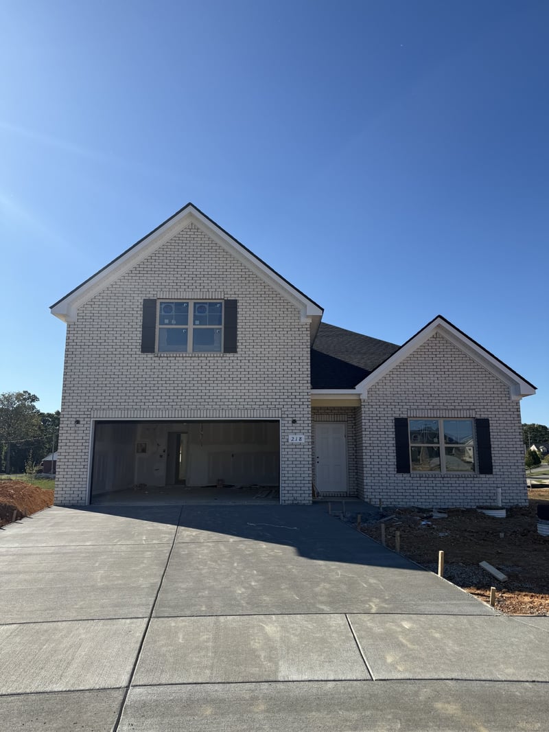 218 Watershed Ct, Ashland City, TN 37015