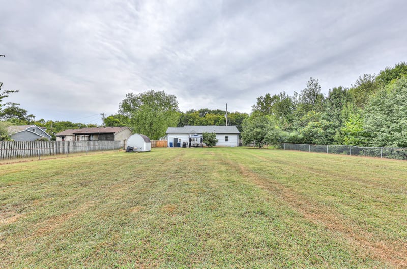 2437 Canterbury Chase, Murfreesboro, TN 37128