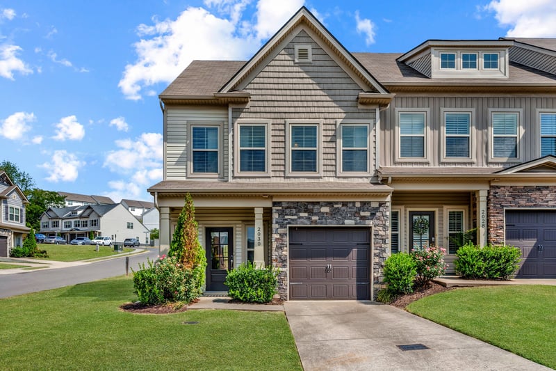 2030 Abbingdon Way, Old Hickory, TN 37138