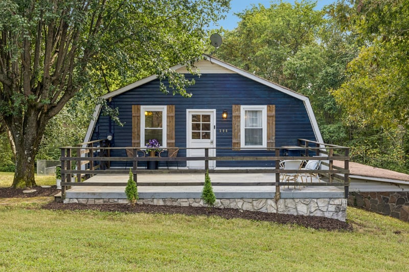 398 Frontier Ln, Ashland City, TN 37015