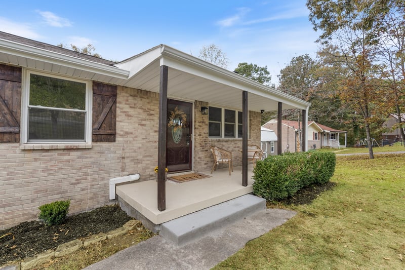 106 Barcelona Ct, Ashland City, TN 37015