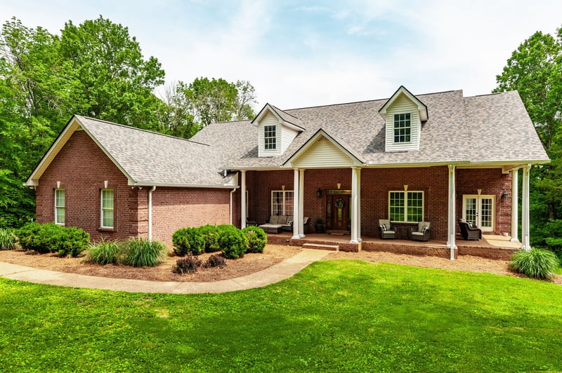 311 Pond Dr, Gallatin, TN 37066