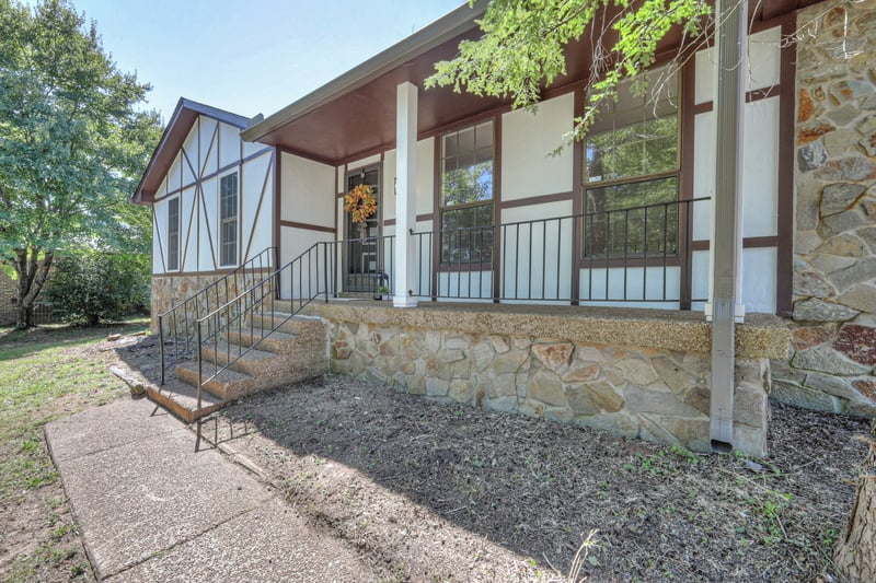 208 Cedarview Dr, Antioch, TN 37013