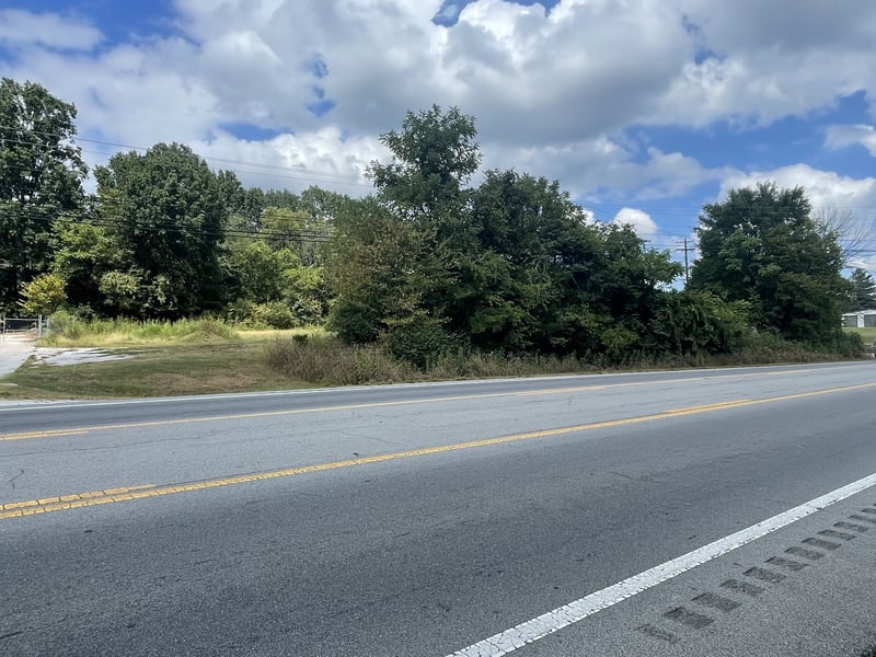 241 Bear Creek Pike, Columbia, TN 38401
