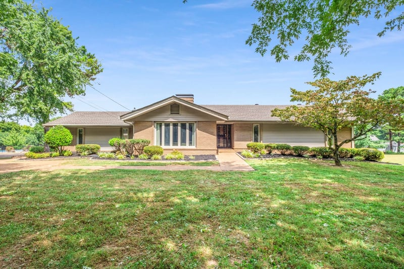 325 Shute Ln, Old Hickory, TN 37138