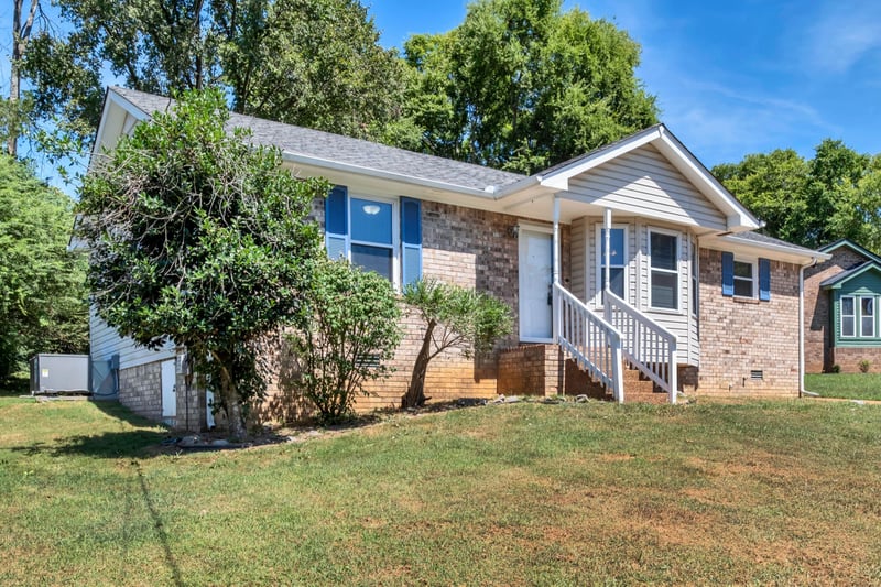 853 Stoner Mill Ln, Hermitage, TN 37076