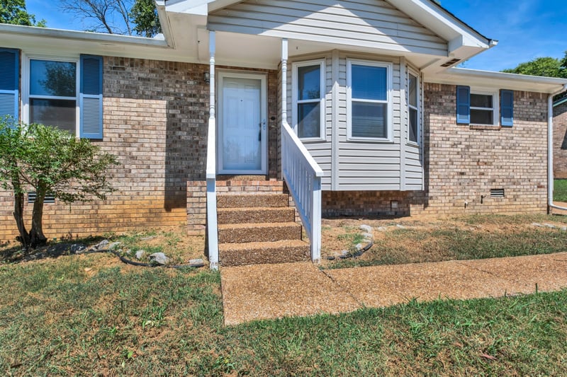 853 Stoner Mill Ln, Hermitage, TN 37076