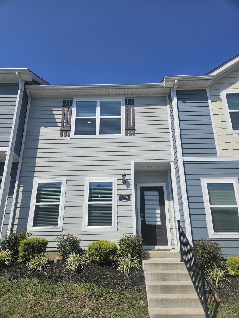 109 David Bolin Dr, La Vergne, TN 37086