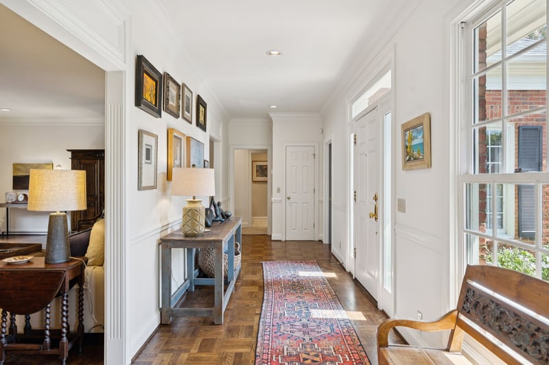 114 Chatsworth Dr, Nashville, TN 37215