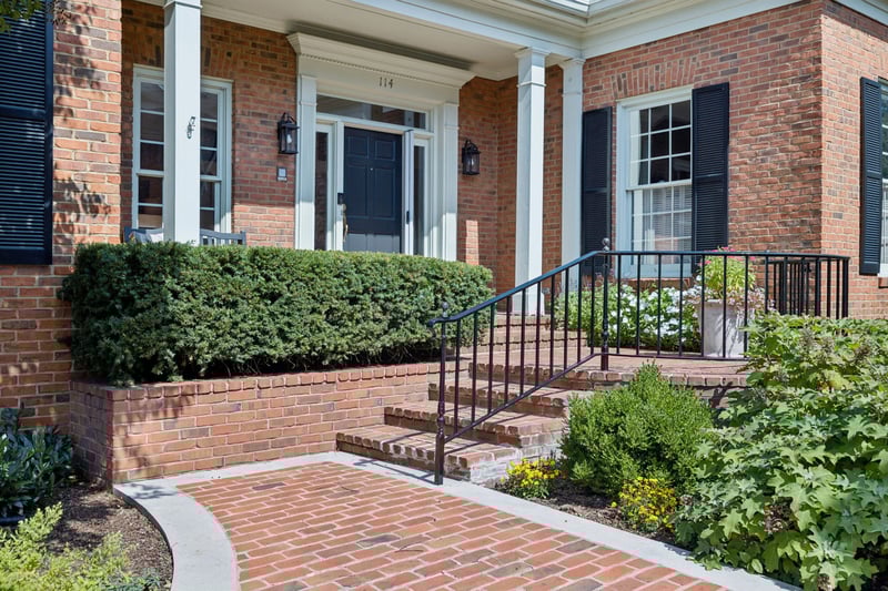 114 Chatsworth Dr, Nashville, TN 37215