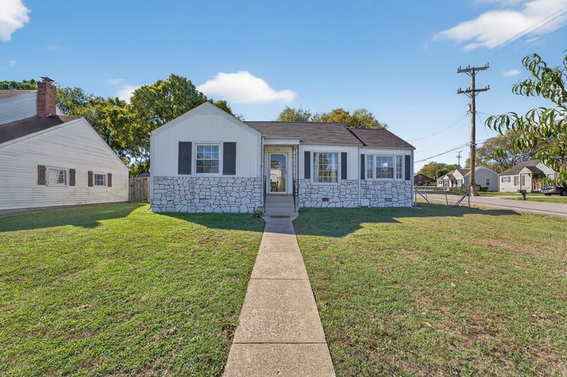 972 Malquin Dr, Nashville, TN 37216