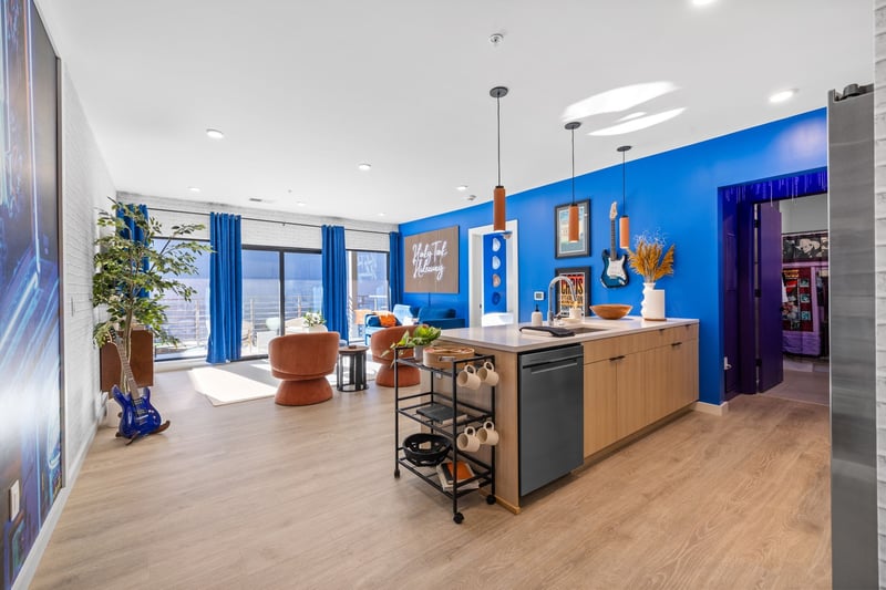 635 7th Ave #403, Nashville, TN 37203