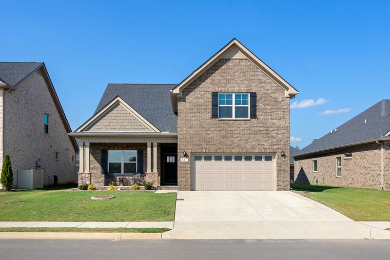281 Thorpe Dr, Spring Hill, TN 37174