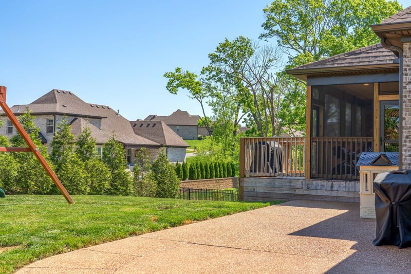 2024 Hawkwell Cir, Hendersonville, TN 37075