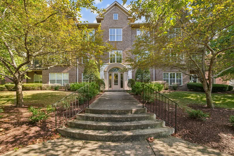 2000 Newark Ln #G203, Thompsons Station, TN 37179