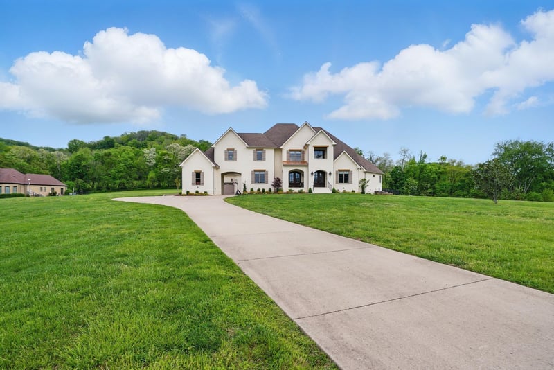 5507 Broken Ridge Hollow Ln, Thompsons Station, TN 37179